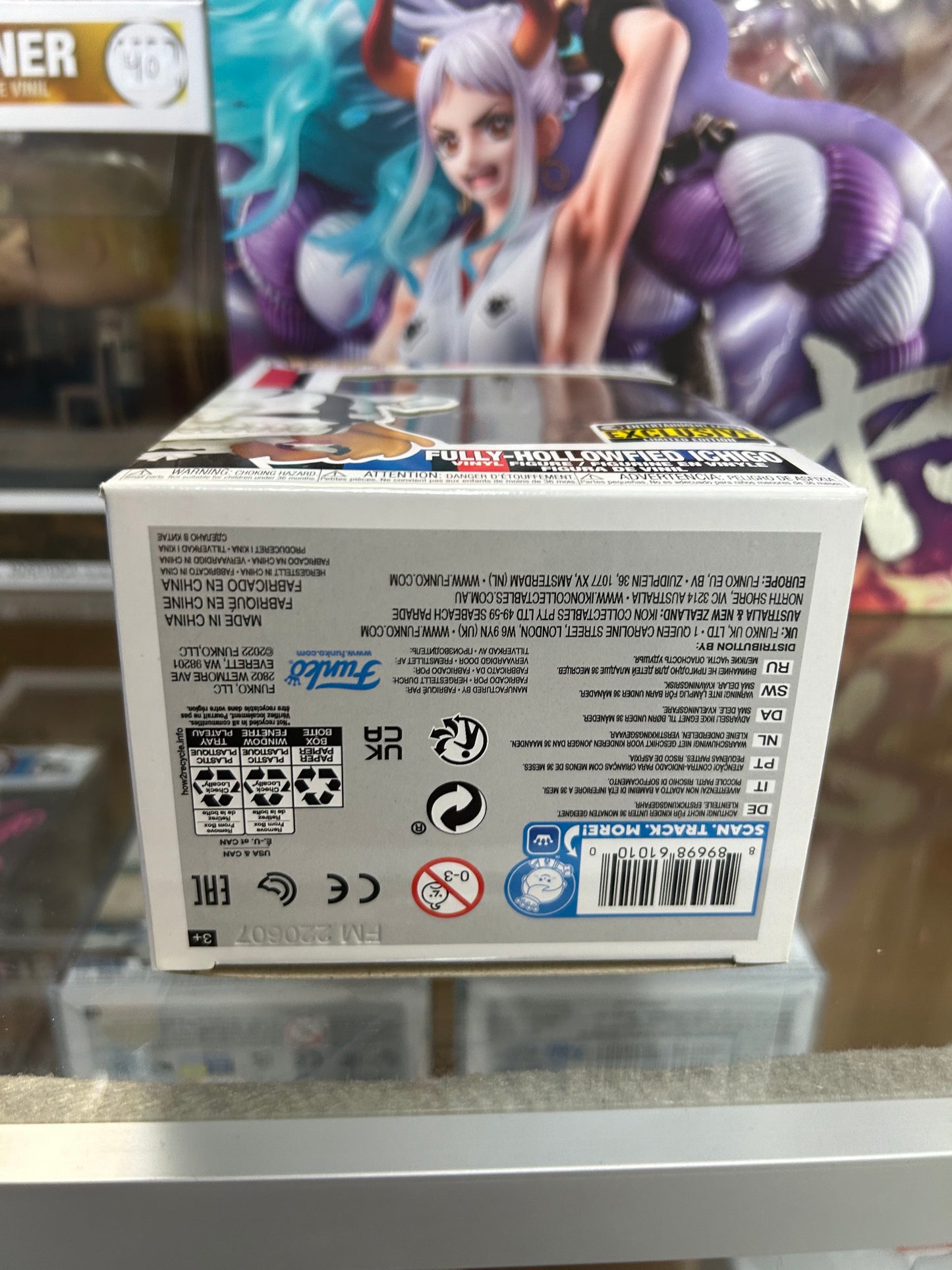 **NOT MINT** FUNKO POP! ANIMATION Fully-Hollowfied Ichigo #1104 EE Exclusive