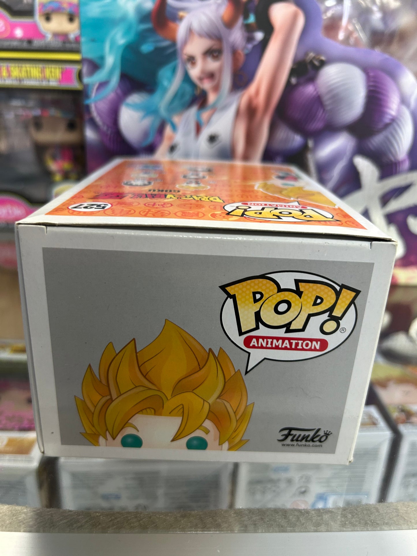 **NOT MINT** FUNKO POP! ANIMATION Goku #527