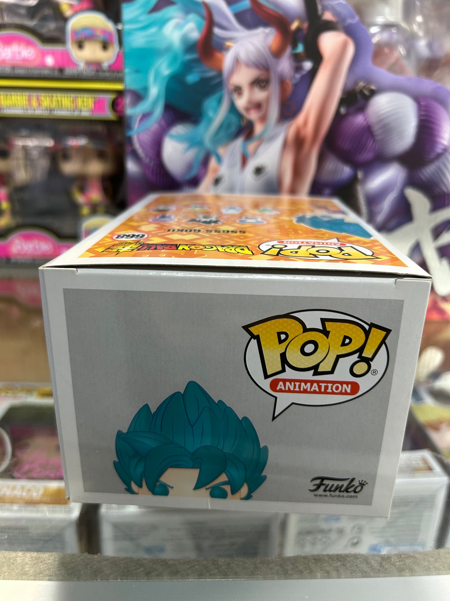 **NOT MINT**   FUNKO POP! ANIMATION SSGSS Goku #668 Hot Topic