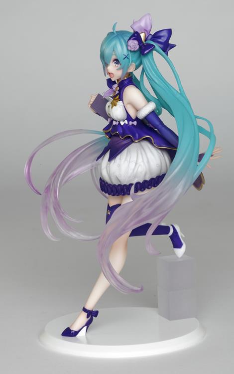 Vocaloid Hatsune Miku (3rd Season Winter Ver.) Figure (Reissue)